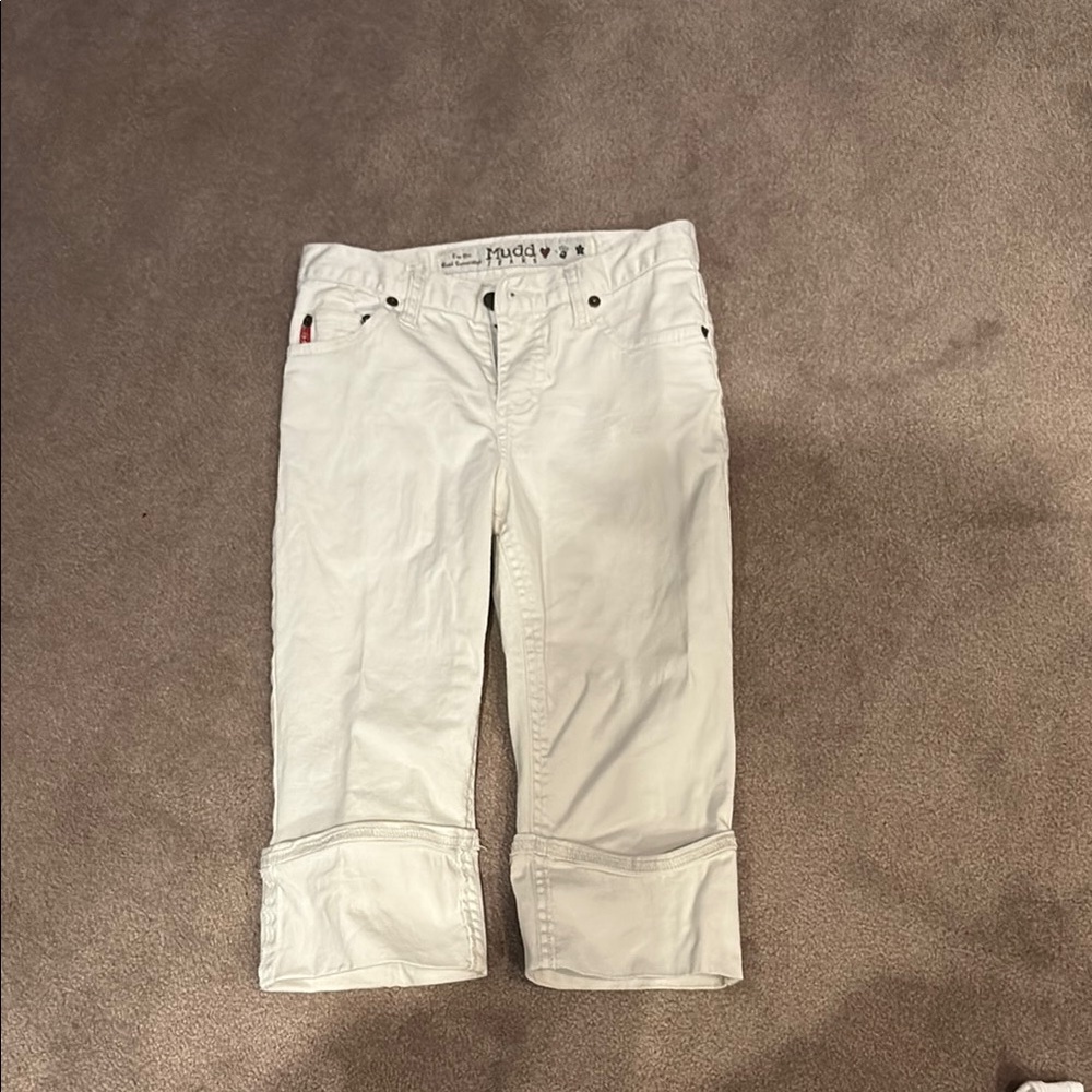 Girls size 10 off white cuffed Capri pants